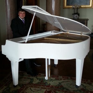 Kaleidoscope Cocktail Pianist, Hampshire